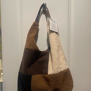 ✨✨NWTS Steve Madden Sherpa Hobo bag